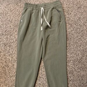 Figs high waisted Tatu slim cargo jogger scrubs